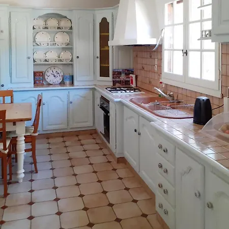 Σπίτι διακοπών Amazing In With Kitchen *