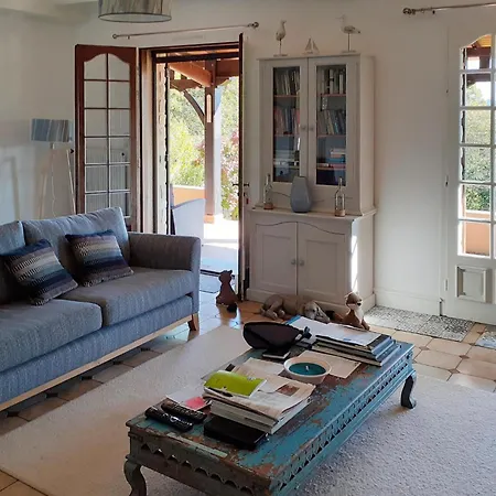 3 Bedroom Cozy Home In Villamblard