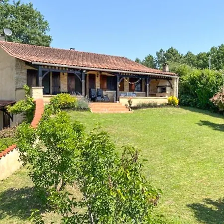 Holiday home Amazing In With Kitchen