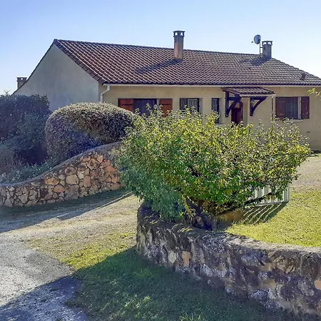 3 Bedroom Cozy Home In Villamblard Villamblard